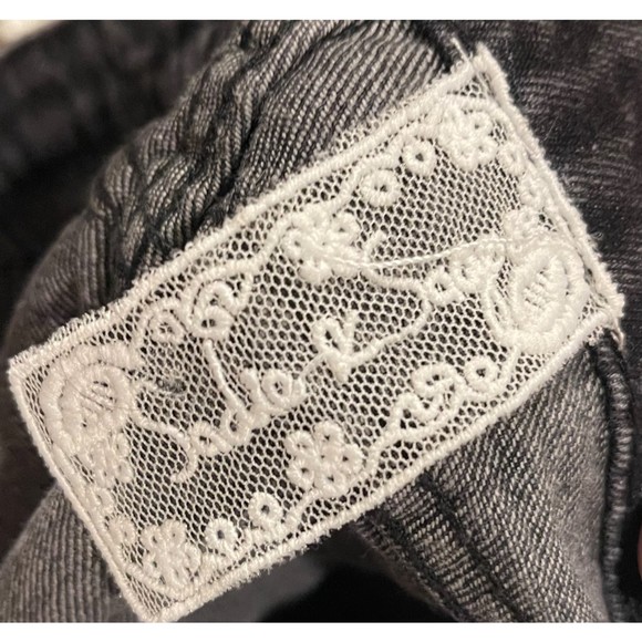 SADIE AND SAGE Buttons Down Black A-Line Mini Skirt - Picture 2 of 3